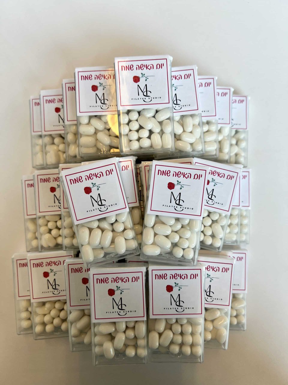 טיק טק ממותג